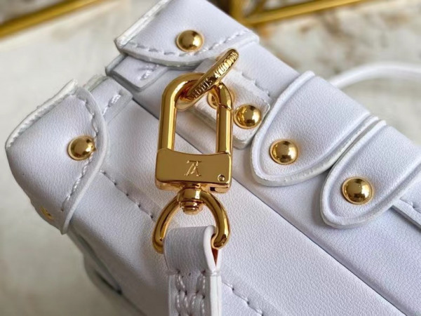 LOUIS VUITTON PETITE MALLE [Louis1882] CELINE CHANEL ACCESSORIES LOEWE SHOES LOUIS VUITTON DIRO YSL OTHER BRAND HANDBAGS BALENCIAGA BOTTEGA VENETA GOYARD HERMES BURBERRY VALENTINO GUCCI FENDI MIUMIU CHLOE PRADA BVLGARI SUITCASE NEW ARRIVAL 