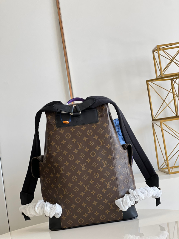 LOUIS VUITTON CHRISTOPHER BACKPACK [M46272] CELINE CHANEL ACCESSORIES LOEWE SHOES LOUIS VUITTON DIRO YSL OTHER BRAND HANDBAGS BALENCIAGA BOTTEGA VENETA GOYARD HERMES BURBERRY VALENTINO GUCCI FENDI MIUMIU CHLOE PRADA BVLGARI SUITCASE NEW ARRIVAL 