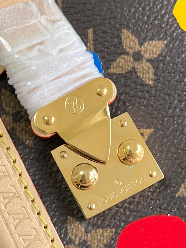 (image for) LOUIS VUITTON SIDE TRUNK MM