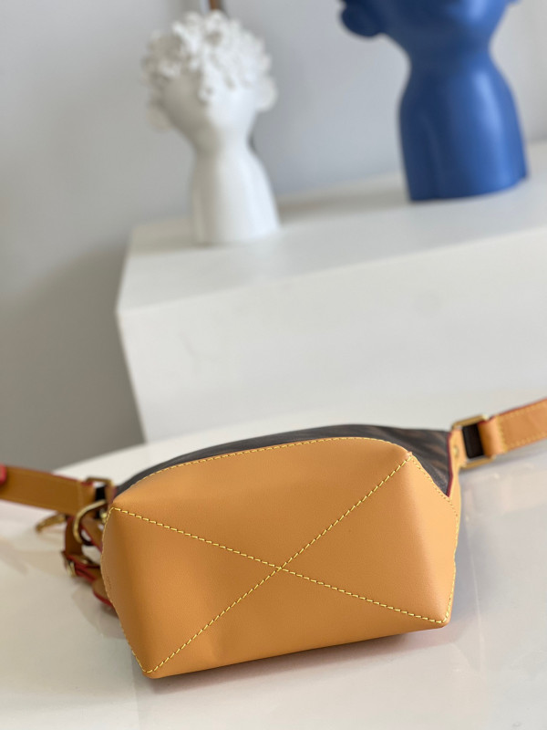 (image for) LOUIS VUITTON HOBO CRUISER PM