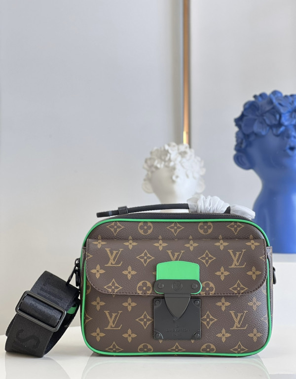 (image for) LOUIS VUITTON S LOCK MESSENGER