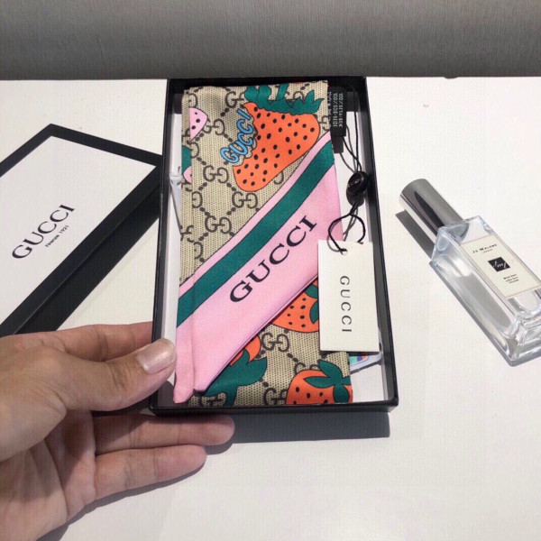 (image for) GUCCI BANDEAU