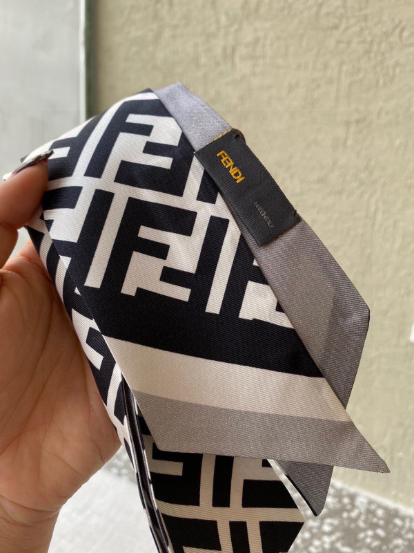 FENDI BANDEAU (image for) FENDI BANDEAU