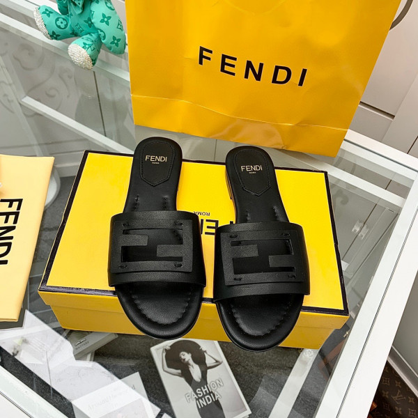 (image for) Fendi Signature