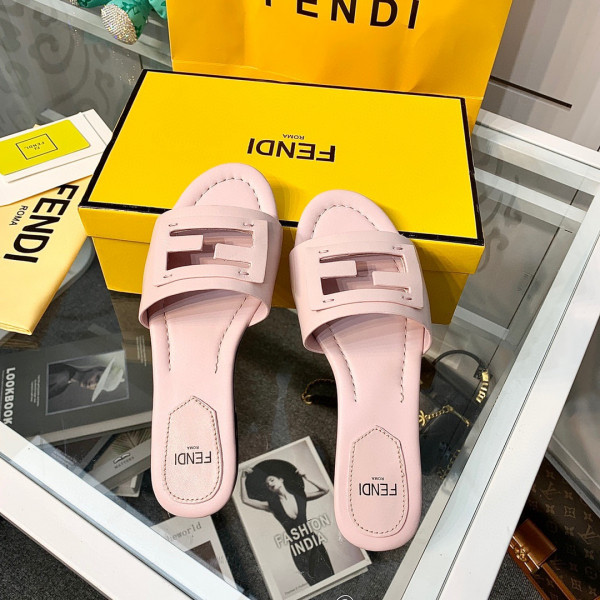 (image for) Fendi Signature