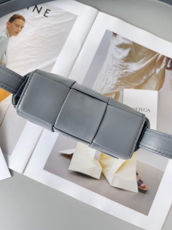 (image for) BOTTEGA VENETA Candy mini Cassette-12*8*4cm
