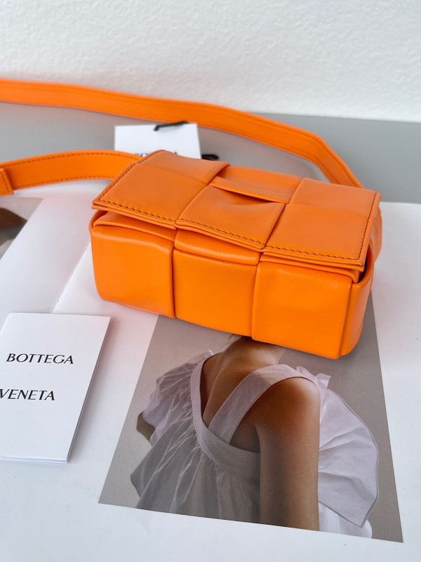 (image for) BOTTEGA VENETA Candy mini Cassette-12*8*4cm
