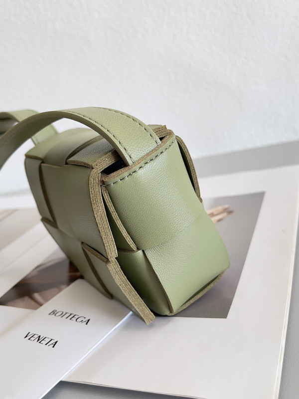 (image for) BOTTEGA VENETA Candy mini Cassette-12*8*4cm