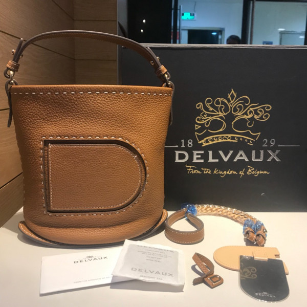 DELVAUX Pin Mini Bucket (image for) DELVAUX Pin Mini Bucket