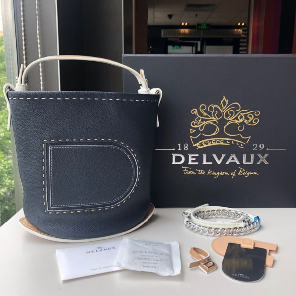 DELVAUX Pin Mini Bucket (image for) DELVAUX Pin Mini Bucket