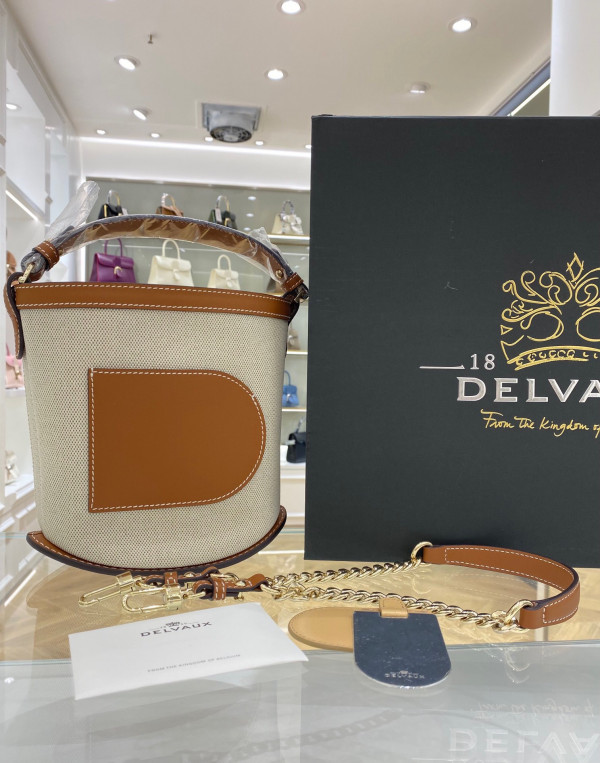 DELVAUX Pin Mini Bucket (image for) DELVAUX Pin Mini Bucket
