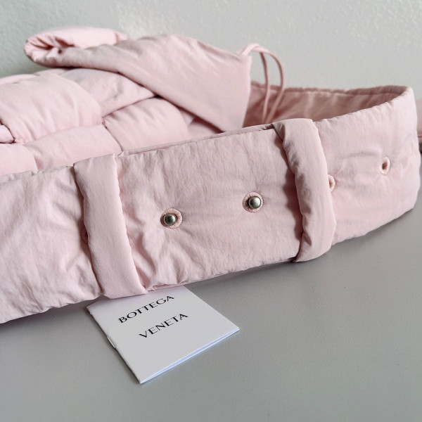 (image for) BOTTEGA VENETA Padded Tech Cassette