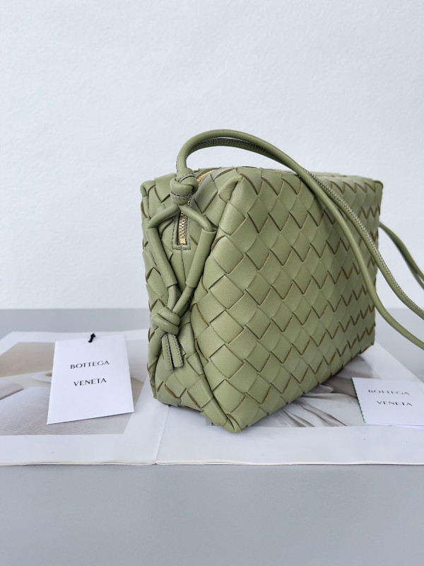 (image for) BOTTEGA VENETA Small Loop Camera Bag