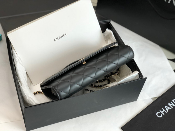 CL FLAP PHONE HOLDER WITH CHAIN [AP2875-2] CELINE CHANEL ACCESSORIES LOEWE SHOES LOUIS VUITTON DIRO YSL OTHER BRAND HANDBAGS BALENCIAGA BOTTEGA VENETA GOYARD HERMES BURBERRY VALENTINO GUCCI FENDI MIUMIU CHLOE PRADA BVLGARI SUITCASE NEW ARRIVAL 