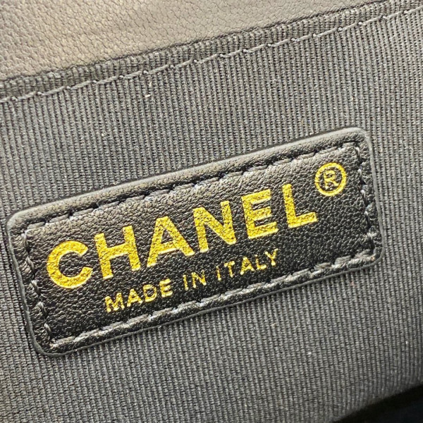 CL BOY BAG 20CM [CL2553] CELINE CHANEL ACCESSORIES LOEWE SHOES LOUIS VUITTON DIRO YSL OTHER BRAND HANDBAGS BALENCIAGA BOTTEGA VENETA GOYARD HERMES BURBERRY VALENTINO GUCCI FENDI MIUMIU CHLOE PRADA BVLGARI SUITCASE NEW ARRIVAL 