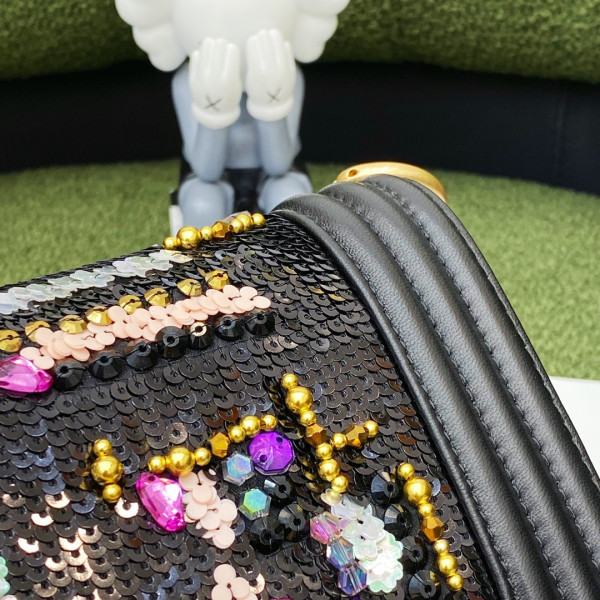 CL BOY BAG 20CM [CL2553] CELINE CHANEL ACCESSORIES LOEWE SHOES LOUIS VUITTON DIRO YSL OTHER BRAND HANDBAGS BALENCIAGA BOTTEGA VENETA GOYARD HERMES BURBERRY VALENTINO GUCCI FENDI MIUMIU CHLOE PRADA BVLGARI SUITCASE NEW ARRIVAL 