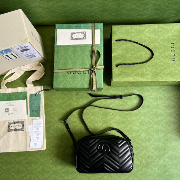 GUCCI GG Marmont small shoulder bag [447632-22] CELINE CHANEL ACCESSORIES LOEWE SHOES LOUIS VUITTON DIRO YSL OTHER BRAND HANDBAGS BALENCIAGA BOTTEGA VENETA GOYARD HERMES BURBERRY VALENTINO GUCCI FENDI MIUMIU CHLOE PRADA BVLGARI SUITCASE NEW ARRIVAL 