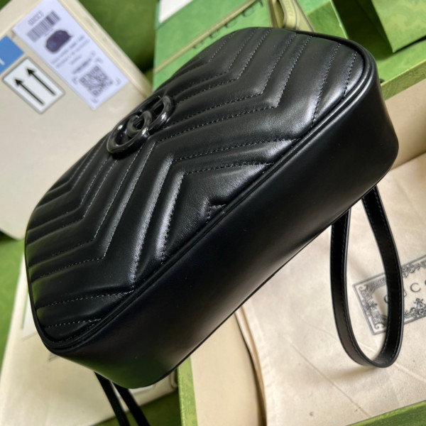 GUCCI GG Marmont small shoulder bag [447632-22] CELINE CHANEL ACCESSORIES LOEWE SHOES LOUIS VUITTON DIRO YSL OTHER BRAND HANDBAGS BALENCIAGA BOTTEGA VENETA GOYARD HERMES BURBERRY VALENTINO GUCCI FENDI MIUMIU CHLOE PRADA BVLGARI SUITCASE NEW ARRIVAL 