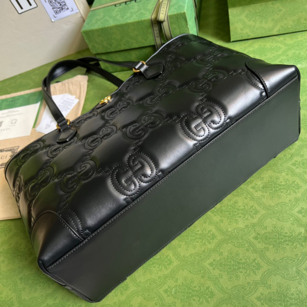 GUCCI GG matelassé leather medium tote [631685-14] CELINE CHANEL ACCESSORIES LOEWE SHOES LOUIS VUITTON DIRO YSL OTHER BRAND HANDBAGS BALENCIAGA BOTTEGA VENETA GOYARD HERMES BURBERRY VALENTINO GUCCI FENDI MIUMIU CHLOE PRADA BVLGARI SUITCASE NEW ARRIVAL 