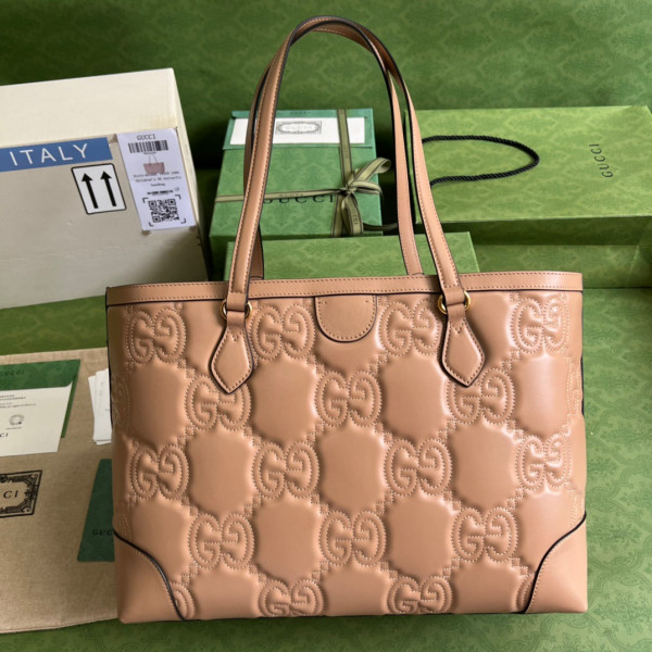 GUCCI GG matelassé leather medium tote [631685-13] CELINE CHANEL ACCESSORIES LOEWE SHOES LOUIS VUITTON DIRO YSL OTHER BRAND HANDBAGS BALENCIAGA BOTTEGA VENETA GOYARD HERMES BURBERRY VALENTINO GUCCI FENDI MIUMIU CHLOE PRADA BVLGARI SUITCASE NEW ARRIVAL 