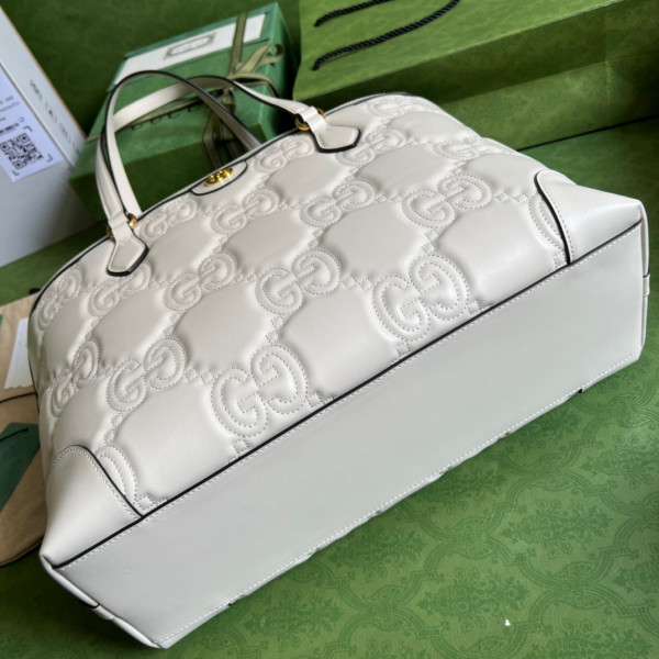 GUCCI GG matelassé leather medium tote [631685-12] CELINE CHANEL ACCESSORIES LOEWE SHOES LOUIS VUITTON DIRO YSL OTHER BRAND HANDBAGS BALENCIAGA BOTTEGA VENETA GOYARD HERMES BURBERRY VALENTINO GUCCI FENDI MIUMIU CHLOE PRADA BVLGARI SUITCASE NEW ARRIVAL 