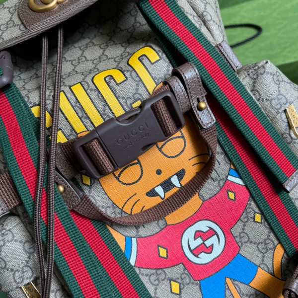 Gucci cat print skateboard backpack [690999-2] CELINE CHANEL ACCESSORIES LOEWE SHOES LOUIS VUITTON DIRO YSL OTHER BRAND HANDBAGS BALENCIAGA BOTTEGA VENETA GOYARD HERMES BURBERRY VALENTINO GUCCI FENDI MIUMIU CHLOE PRADA BVLGARI SUITCASE NEW ARRIVAL 