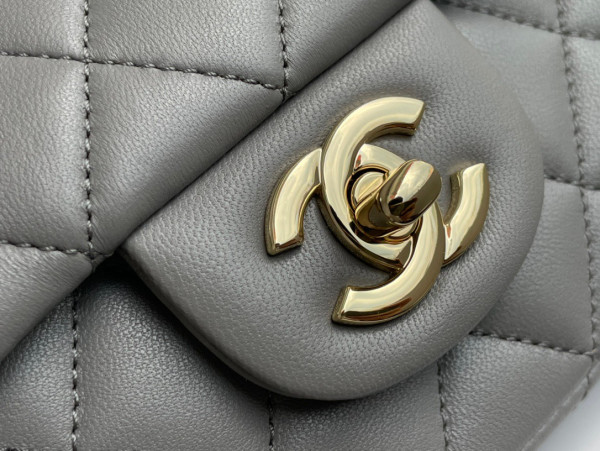CL MINI FLAP BAG WITH TOP HANDLE [AS2431-21] CELINE CHANEL ACCESSORIES LOEWE SHOES LOUIS VUITTON DIRO YSL OTHER BRAND HANDBAGS BALENCIAGA BOTTEGA VENETA GOYARD HERMES BURBERRY VALENTINO GUCCI FENDI MIUMIU CHLOE PRADA BVLGARI SUITCASE NEW ARRIVAL 
