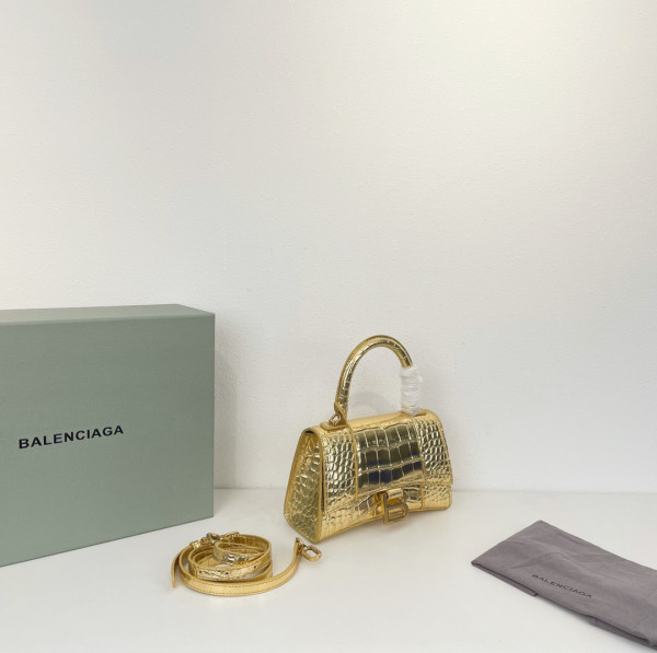 (image for) BALENCIAGA HOURGLASS