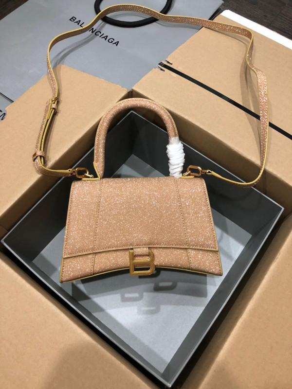 (image for) BALENCIAGA HOURGLASS