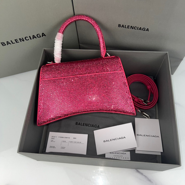 (image for) BALENCIAGA HOURGLASS