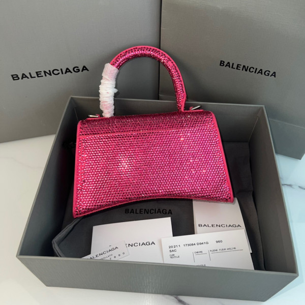 (image for) BALENCIAGA HOURGLASS