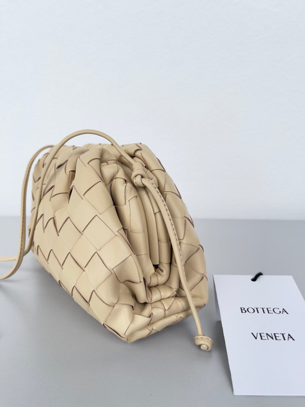 BOTTEGA VENETA MINI POUCH (image for) BOTTEGA VENETA MINI POUCH