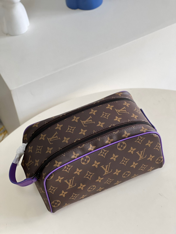 (image for) LOUIS VUITTON DOPP KIT TOILET POUCH