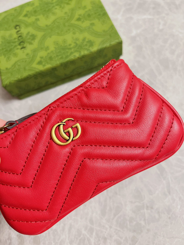 (image for) Gucci GG Marmont matelassé key case
