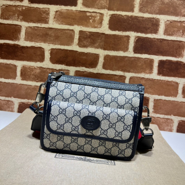 (image for) Gucci Messenger bag with Interlocking G