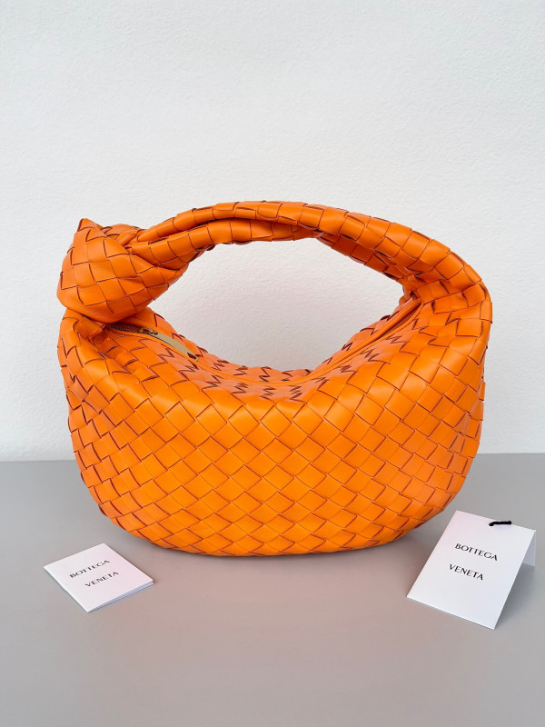 BOTTEGA VENETA Teen Jodie [Bottega218] CELINE CHANEL ACCESSORIES LOEWE SHOES LOUIS VUITTON DIRO YSL OTHER BRAND HANDBAGS BALENCIAGA BOTTEGA VENETA GOYARD HERMES BURBERRY VALENTINO GUCCI FENDI MIUMIU CHLOE PRADA BVLGARI SUITCASE NEW ARRIVAL 