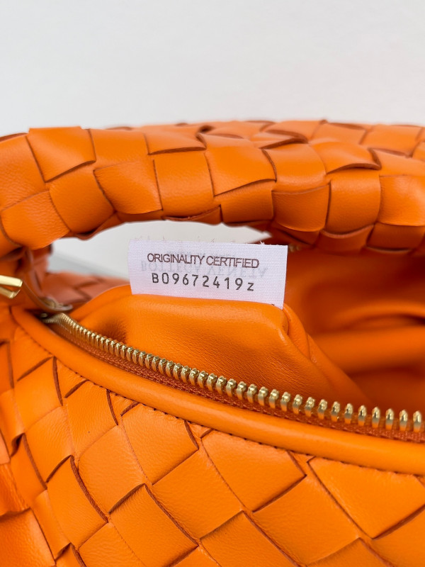 BOTTEGA VENETA Teen Jodie [Bottega218] CELINE CHANEL ACCESSORIES LOEWE SHOES LOUIS VUITTON DIRO YSL OTHER BRAND HANDBAGS BALENCIAGA BOTTEGA VENETA GOYARD HERMES BURBERRY VALENTINO GUCCI FENDI MIUMIU CHLOE PRADA BVLGARI SUITCASE NEW ARRIVAL 