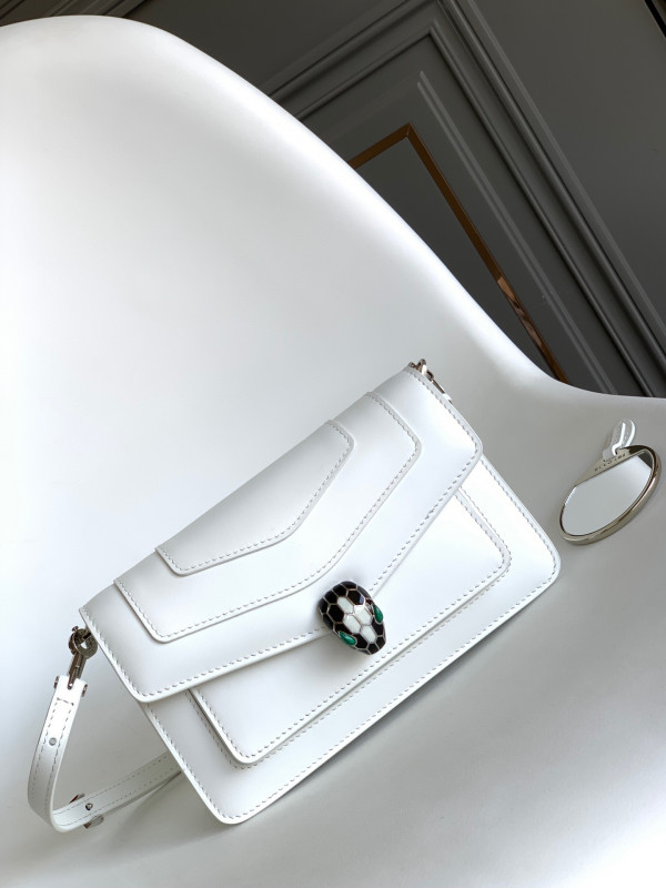 BVLGARI SERPENTI FOREVER EAST-WEST SHOULDER BAG [Bvlgari115] CELINE CHANEL ACCESSORIES LOEWE SHOES LOUIS VUITTON DIRO YSL OTHER BRAND HANDBAGS BALENCIAGA BOTTEGA VENETA GOYARD HERMES BURBERRY VALENTINO GUCCI FENDI MIUMIU CHLOE PRADA BVLGARI SUITCASE NEW ARRIVAL 