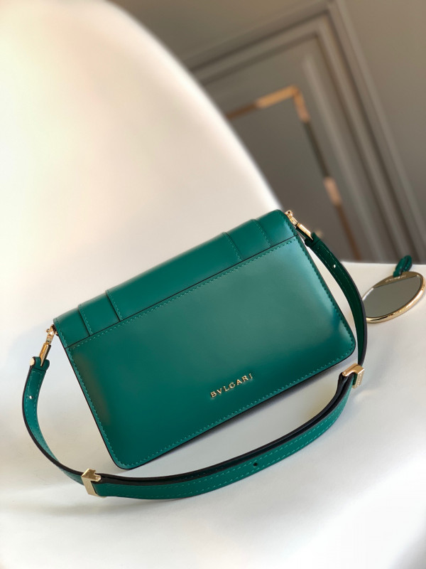 BVLGARI SERPENTI FOREVER EAST-WEST SHOULDER BAG [Bvlgari114] CELINE CHANEL ACCESSORIES LOEWE SHOES LOUIS VUITTON DIRO YSL OTHER BRAND HANDBAGS BALENCIAGA BOTTEGA VENETA GOYARD HERMES BURBERRY VALENTINO GUCCI FENDI MIUMIU CHLOE PRADA BVLGARI SUITCASE NEW ARRIVAL 