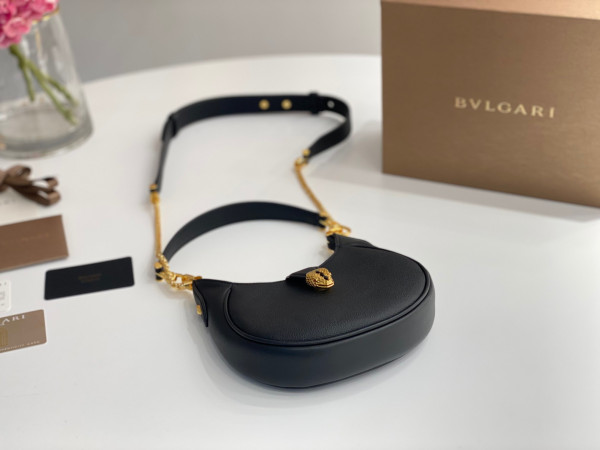 BVLGARI SERPENTI ELLIPSE CROSSBODY BAG [Bvlgari109] CELINE CHANEL ACCESSORIES LOEWE SHOES LOUIS VUITTON DIRO YSL OTHER BRAND HANDBAGS BALENCIAGA BOTTEGA VENETA GOYARD HERMES BURBERRY VALENTINO GUCCI FENDI MIUMIU CHLOE PRADA BVLGARI SUITCASE NEW ARRIVAL 