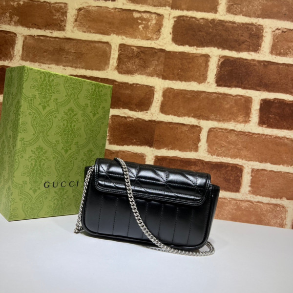 (image for) Gucci GG Marmont super mini bag