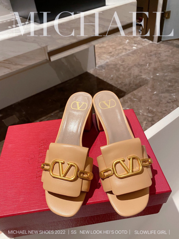 (image for) VALENTINO VLOGO SIGNATURE SLIDE SANDAL