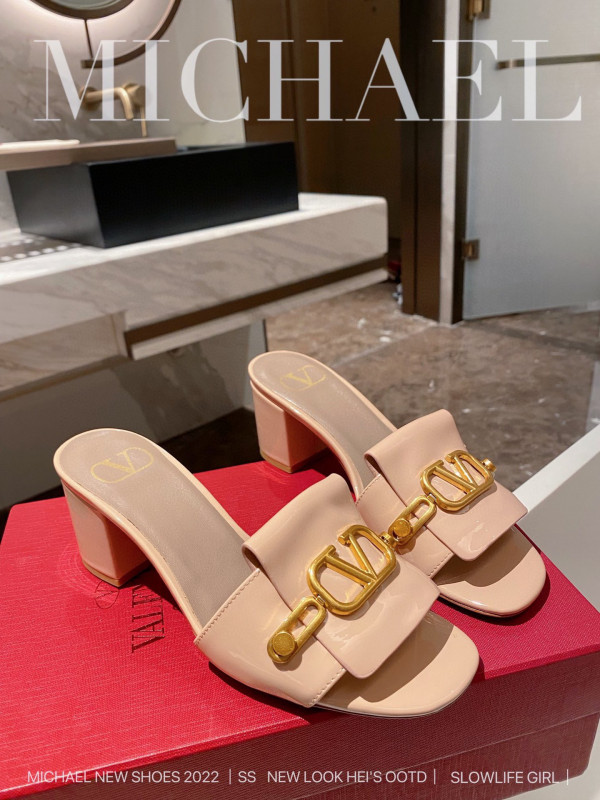 (image for) VALENTINO VLOGO SIGNATURE SLIDE SANDAL