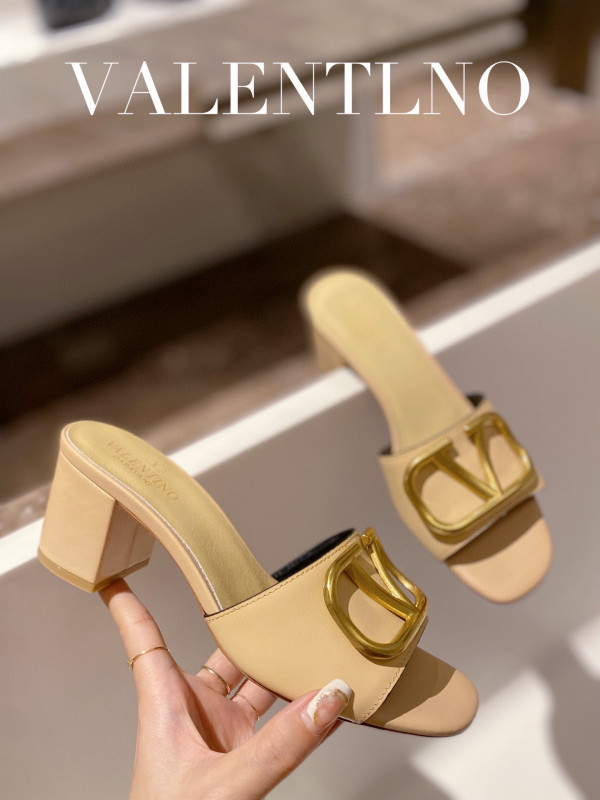 (image for) VALENTINO VLOGO SIGNATURE SLIDE SANDAL