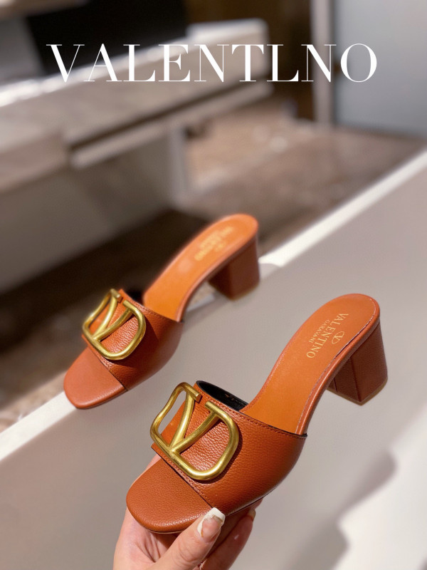 (image for) VALENTINO VLOGO SIGNATURE SLIDE SANDAL