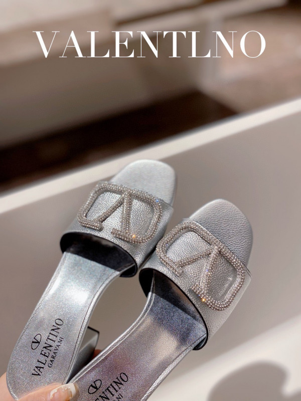 (image for) VALENTINO VLOGO SIGNATURE SLIDE SANDAL