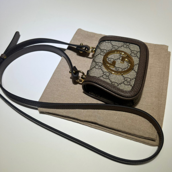 (image for) Gucci Blondie card case wallet