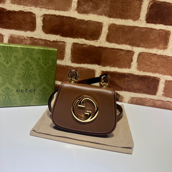 (image for) Gucci Blondie card case wallet