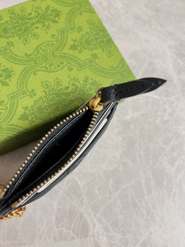 (image for) Gucci GG Marmont keychain wallet