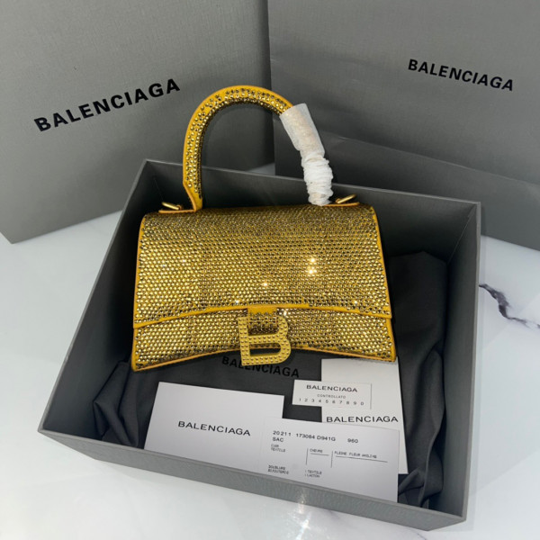 (image for) BALENCIAGA HOURGLASS